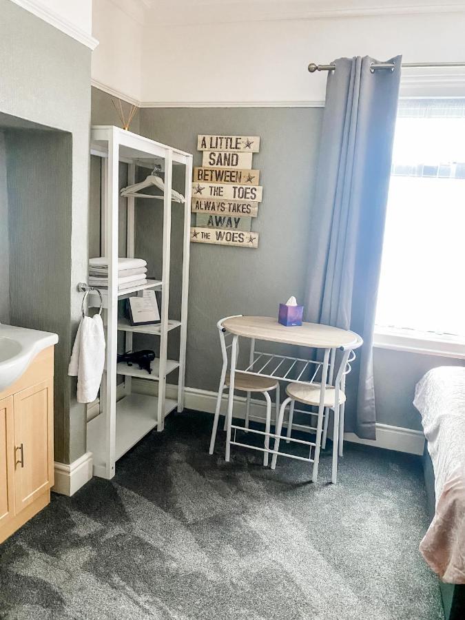 The Promenade Rooms Rhyl Kültér fotó